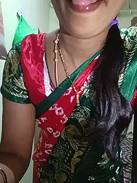 Snapshot of TeluguammayiMahi chatting on June 23, 10:52 pm TeluguammayiMahi online show from June 23, 10:52 pm