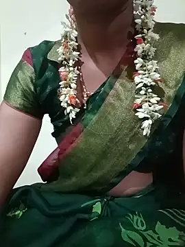 Snapshot of TeluguammayiMahi chatting on July 22, 6:00 pm TeluguammayiMahi online show from July 22, 6:00 pm