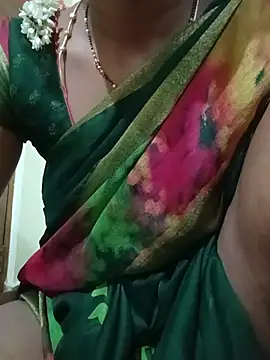 Snapshot of TeluguammayiMahi chatting on July 23, 1:58 am TeluguammayiMahi online show from July 23, 1:58 am