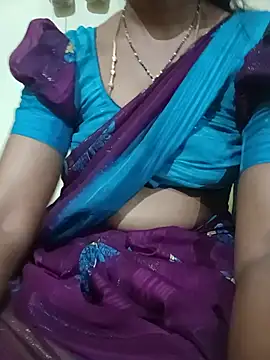 Snapshot of TeluguammayiMahi chatting on July 29, 10:35 am TeluguammayiMahi online show from July 29, 10:35 am
