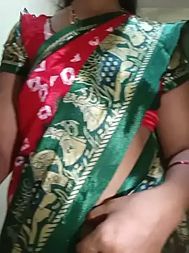 Snapshot of TeluguammayiMahi chatting on July 29, 10:52 pm TeluguammayiMahi online show from July 29, 10:52 pm
