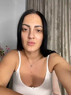Snapshot of RaisaSalvi chatting on September 12, 12:49 pm RaisaSalvi online show from September 12, 12:49 pm