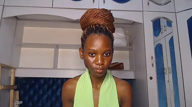 YoungDiva69 online show from February 8, 6:22 pm