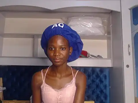 YoungDiva69 online show from February 19, 3:38 pm