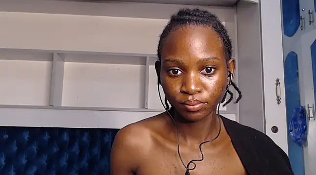 YoungDiva69 online show from March 4, 5:56 pm