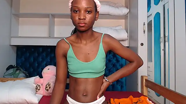 YoungDiva69 online show from February 4, 8:42 am