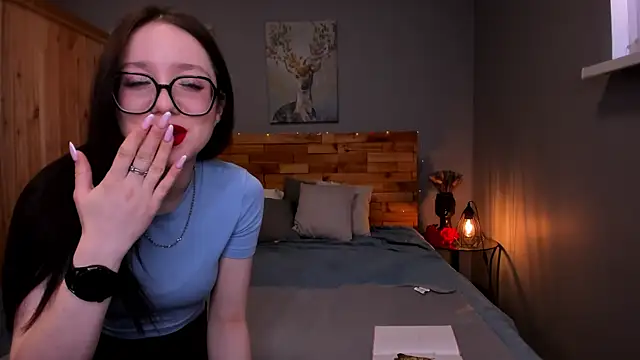 Snapshot of Alikka_Shykitty chatting on March 22, 3:41 am Alikka Shykitty online show from March 22, 3:41 am