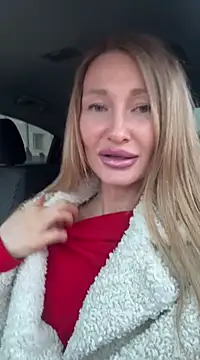 Snapshot of Sweet_Pussy2024 chatting on February 3, 12:03 pm Sweet Pussy2024 online show from February 3, 12:03 pm