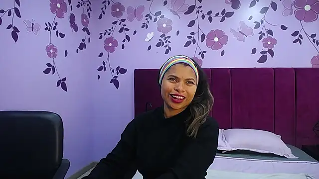 Snapshot of CamiilaReyes chatting on March 17, 12:57 pm CamiilaReyes online show from March 17, 12:57 pm