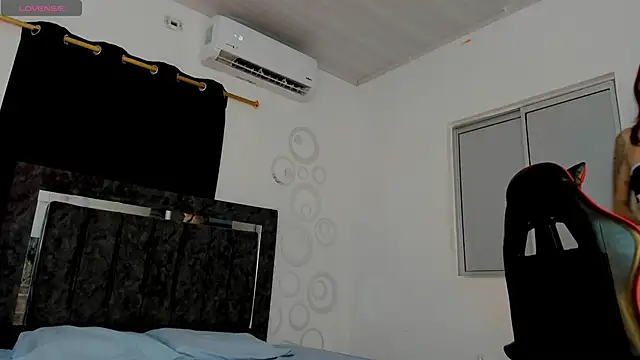 Nicol TransGirl online show from March 7, 2:30 am