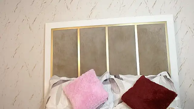 IsabelaWoods online show from February 23, 8:22 pm