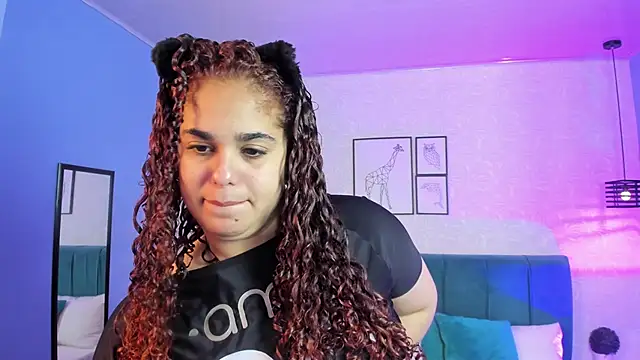 Snapshot of ninna_curly chatting on September 18, 9:17 pm ninna curly online show from September 18, 9:17 pm
