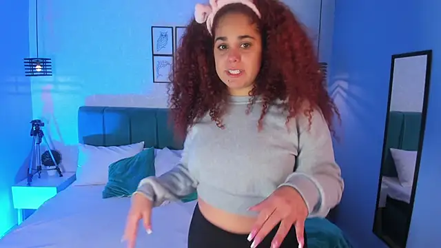 ninna curly online show from March 6, 3:36 am