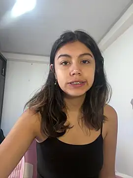 LiLy kIndly online show from February 8, 1:47 pm