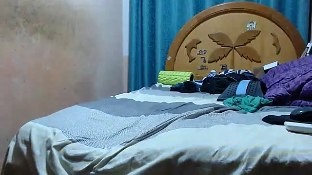 nakedlima online show from May 6, 6:19 am