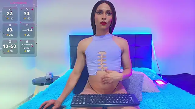 Snapshot of Sophie_Astor chatting on February 27, 9:47 pm Sophie Astor online show from February 27, 9:47 pm