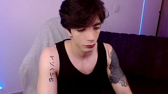 H3ll B0I online show from June 2, 2:46 am