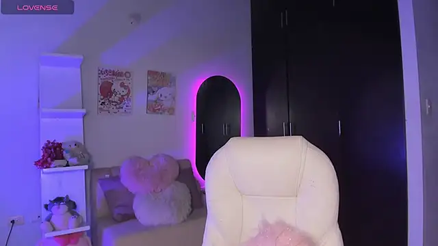 sabrinamoonie online show from November 10, 3:00 pm