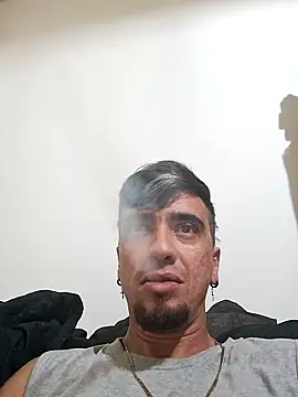 Snapshot of thallespessoa chatting on September 9, 1:16 am thallespessoa online show from September 9, 1:16 am