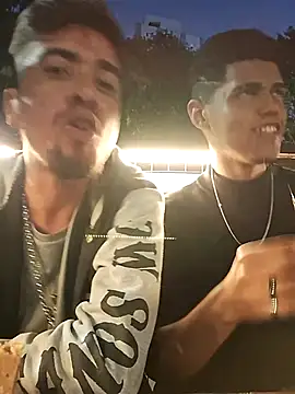 Snapshot of thallespessoa chatting on September 13, 9:25 pm thallespessoa online show from September 13, 9:25 pm