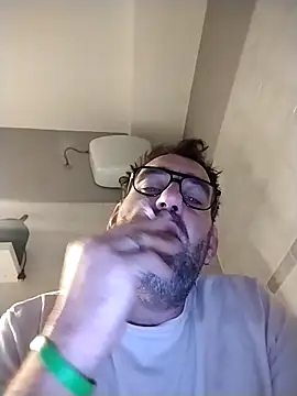 Snapshot of Hardasanut chatting on October 14, 5:08 am Hardasanut online show from October 14, 5:08 am