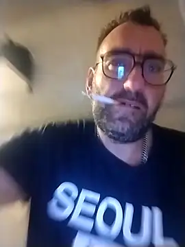 Snapshot of Hardasanut chatting on November 6, 11:04 pm Hardasanut online show from November 6, 11:04 pm