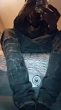 Snapshot of Nutt88 chatting on January 8, 8:05 am Nutt88 online show from January 8, 8:05 am