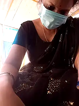 Snapshot of SEXY-SUNITA chatting on March 19, 9:17 am SEXY-SUNITA online show from March 19, 9:17 am