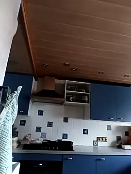 Snapshot of Astrid-Gilbert chatting on March 7, 7:19 am Astrid-Gilbert online show from March 7, 7:19 am