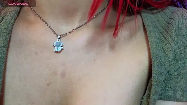 Snapshot of emily_fox_3 chatting on March 15, 3:27 pm emily fox 3 online show from March 15, 3:27 pm