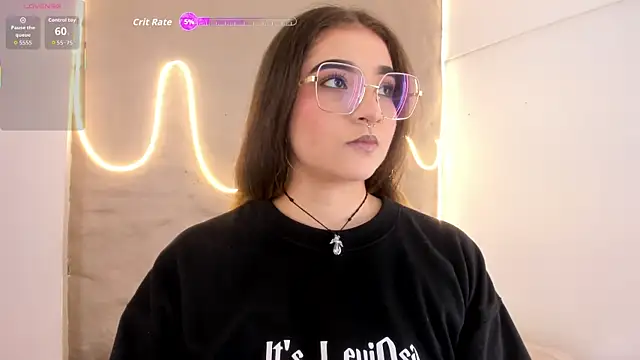 Shanntal  online show from February 15, 7:32 pm