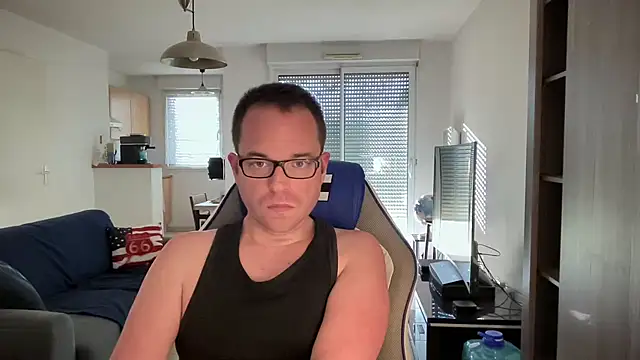 Funnyjul31 online show from February 2, 3:28 pm