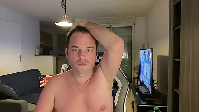 Funnyjul31 online show from February 10, 8:00 pm