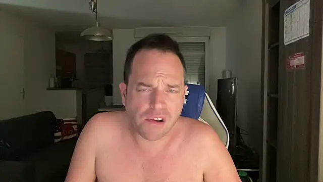 Funnyjul31 online show from March 11, 4:18 pm