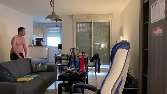 Funnyjul31 online show from March 17, 6:00 pm