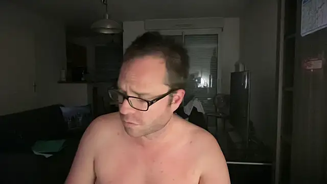 Funnyjul31 online show from October 7, 9:12 pm