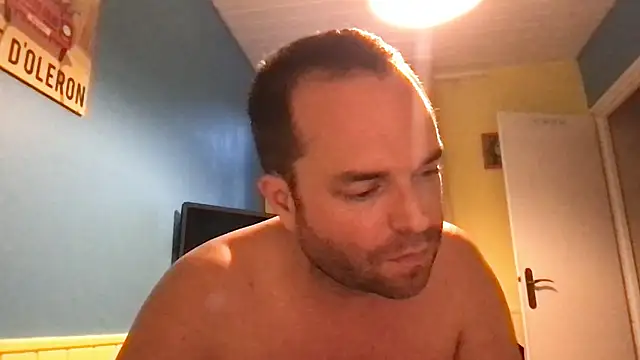 Funnyjul31 online show from January 14, 4:34 pm