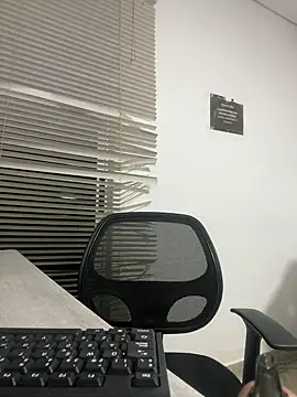 my cam online show from March 8, 12:22 am