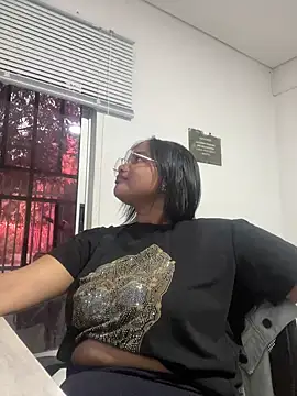 my cam online show from March 21, 10:06 pm