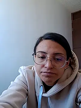 Snapshot of bri_ali chatting on February 1, 1:51 pm bri ali online show from February 1, 1:51 pm