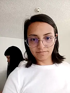 Snapshot of bri_ali chatting on March 7, 7:49 pm bri ali online show from March 7, 7:49 pm