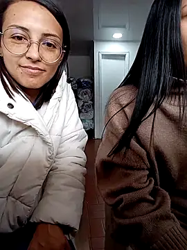 Snapshot of bri_ali chatting on March 8, 9:18 pm bri ali online show from March 8, 9:18 pm