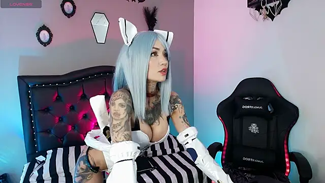 IsisRaichuu  online show from December 19, 6:04 pm