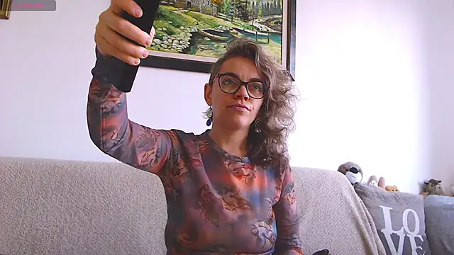 Ju-Hot online show from March 2, 3:37 pm