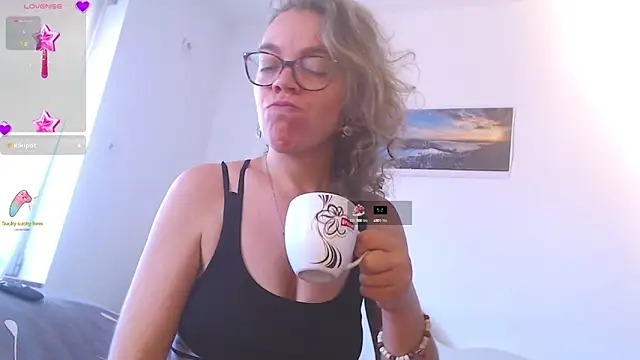 Ju-Hot online show from September 17, 2:08 pm