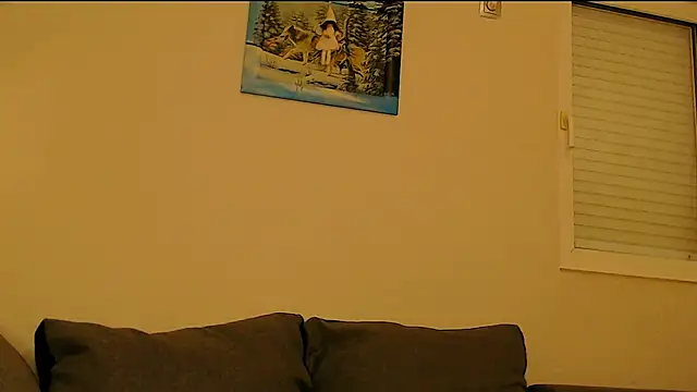 Snapshot of Ju-Hot chatting on February 3, 4:45 pm Ju-Hot online show from February 3, 4:45 pm