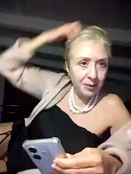 divinaerotica online show from November 19, 6:08 pm