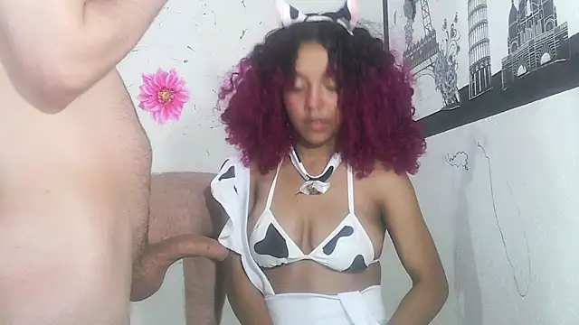 Snapshot of Lola-Pretty chatting on March 7, 10:10 pm Lola-Pretty online show from March 7, 10:10 pm