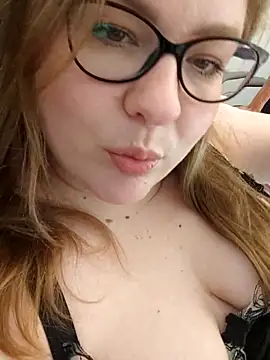 sam0and0katy online show from April 3, 4:05 pm