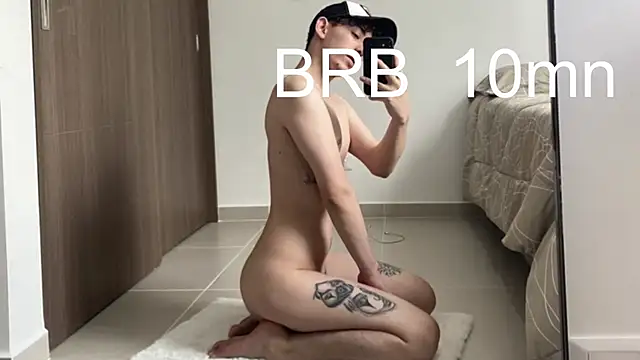 miketwink online show from September 28, 10:48 pm